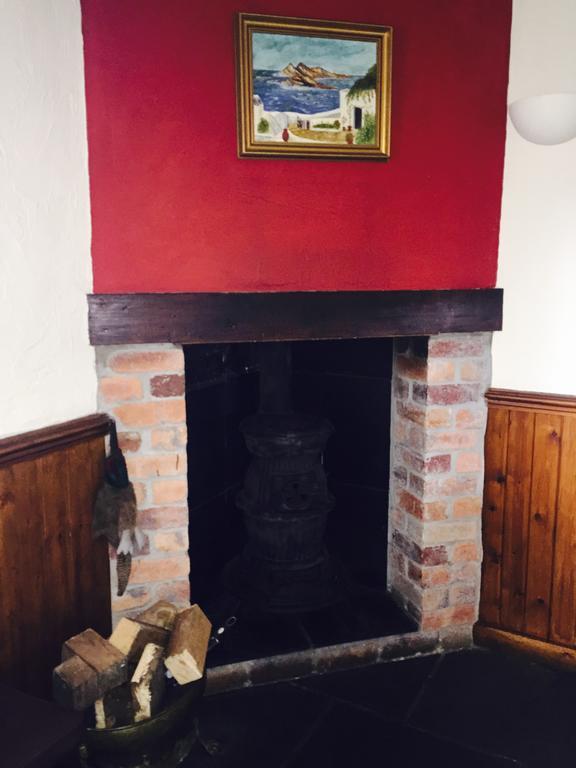 Bed and Breakfast The Nags Head Tredegar Nant-y-bwch Екстер'єр фото